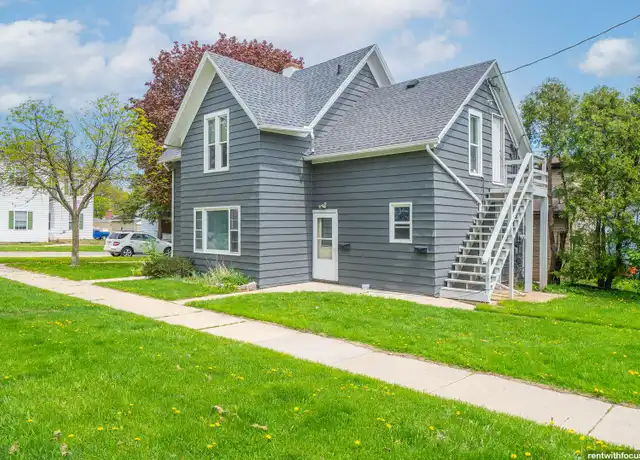 Property at 127 W 6th St, Kaukauna, WI, 54130, 2 beds, 1 bath, [object Object]