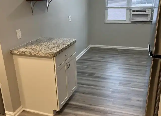 Property at 2659 Whiteway Rd, Toledo, OH, 43606, 1 bed, 1 bath, [object Object]