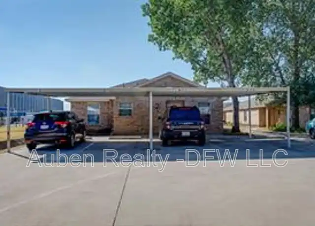 Property at 121 Cambridge Dr Unit 2, Saginaw, TX, 76179, 2 beds, 2 baths, [object Object]