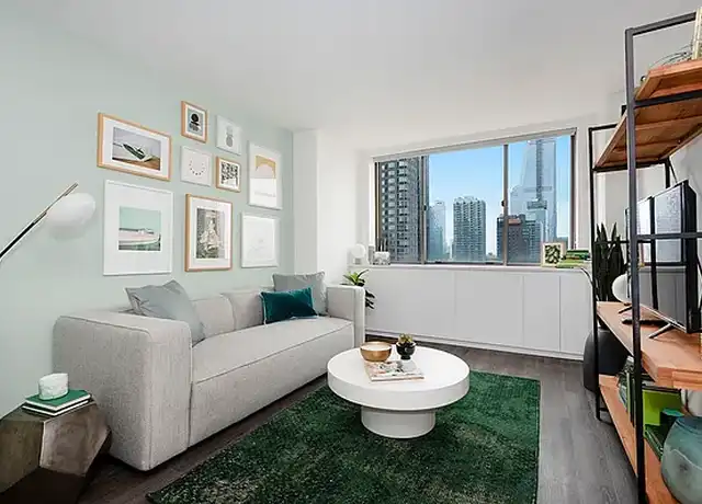 Property at 520 W 43rd St Unit 23F, New York, NY, 10036, 0 beds, 1 bath, [object Object]