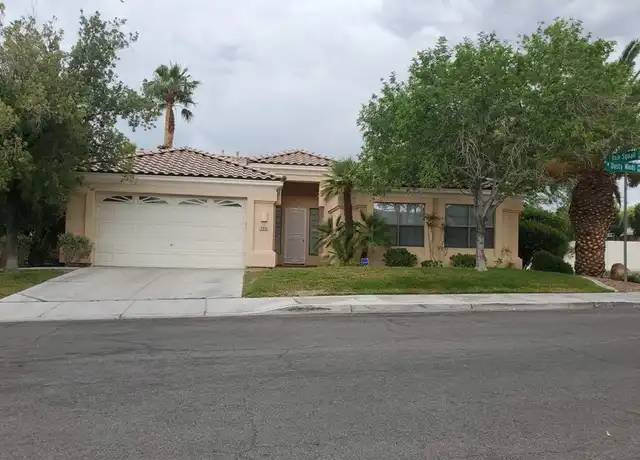 Property at 10009 Dusty Winds Ave, Las Vegas, NV, 89117, 4 beds, 2.5 baths, [object Object]