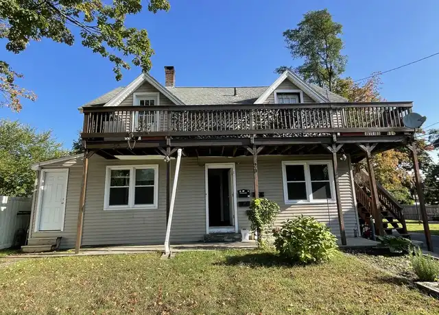 Property at 29 Center St Unit 2, Easthampton, MA, 01027, 1 bed, 2 baths, [object Object]