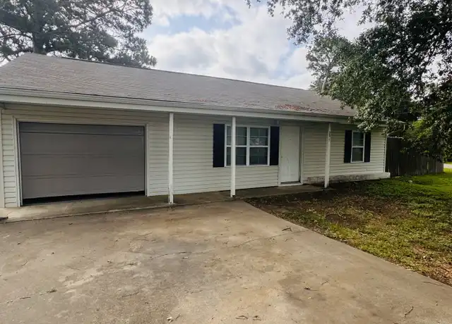 Property at 295 Henry St, Bridge City, TX, 77611, 2 beds, 1 bath, [object Object]