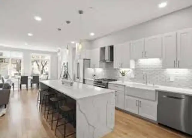 Property at 191 Boylston St, Jamaica Plain, MA, 02130, 5 beds, 2 baths, [object Object]