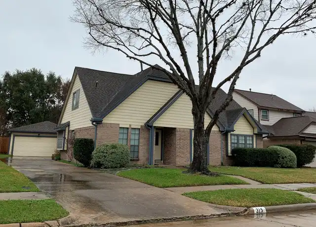 Property at 315 Muirwood Ln, Sugar Land, TX, 77498, 4 beds, 3 baths, [object Object]