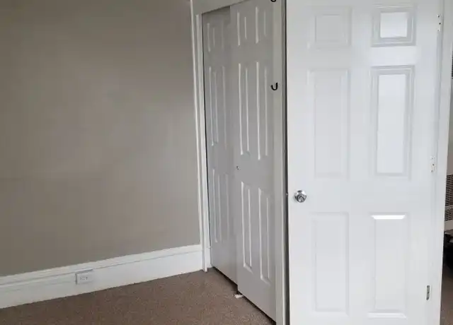Property at 402 5th Ave Unit FI4025, Eau Claire, WI, 54703, 2 beds, 1 bath, [object Object]