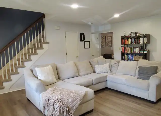 Property at 302 S Hill Ln Unit 302, Chesapeake, VA, 23322, 3 beds, 2.5 baths, [object Object]