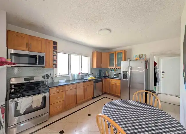 Property at 489 Main St Unit 2, Medford, MA, 02155, 4 beds, 2 baths, [object Object]