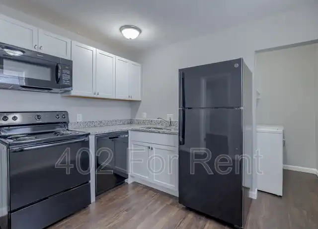 Property at 2233 S 20th St Unit 2, Omaha, NE, 68108, 1 bed, 1 bath, [object Object]