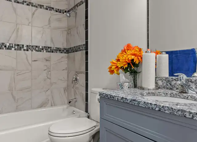 Property at 3716 Heritage Pkwy, Dearborn, MI, 48124, 2 beds, 1 bath, [object Object]