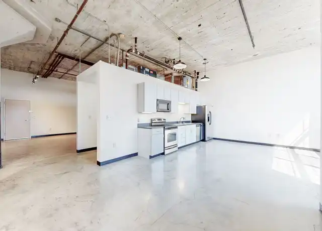 Property at 2520 S 3rd St #410, Louisville, KY, 40208, 1 bed, 1 bath, [object Object]