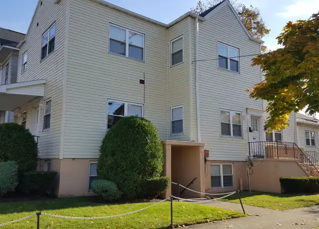 Property at 263 W 8th St Unit 805 A, Erie, PA, 16501, 2 beds, 1 bath, [object Object]
