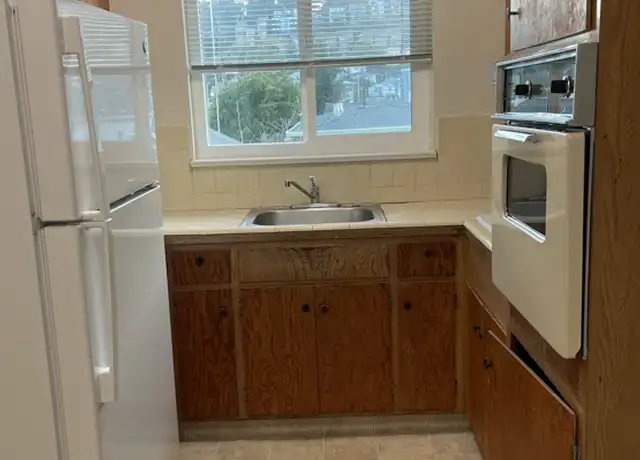 Property at 632 Stannage Ave, Albany, CA, 94706, 2 beds, 1 bath, [object Object]