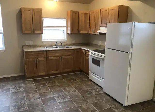 Property at 2831 N Oak Harbor St, Oak Harbor, WA, 98277, 1 bed, 1 bath, [object Object]