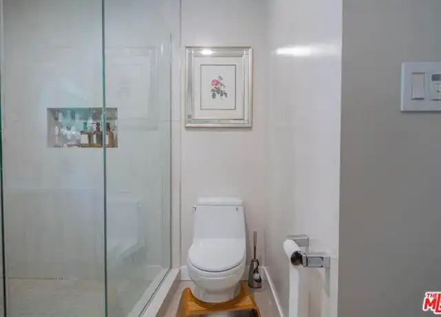 Property at 2760 E Glenoaks Blvd, Glendale, CA, 91206, 4 beds, 4 baths, [object Object]