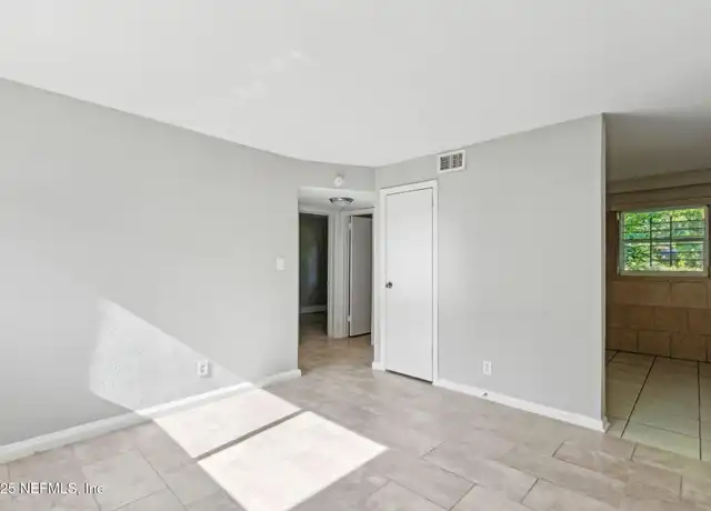 Property at 1224 W 18th St Unit 4, Jacksonville, FL, 32209, 2 beds, 1 bath, [object Object]