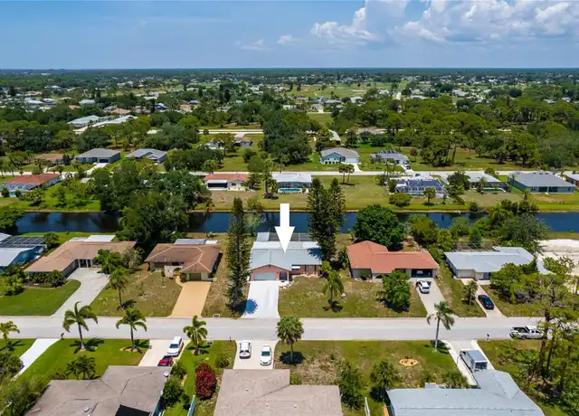 Property at 231 Caddy Rd, Rotonda West, FL, 33947, 4 beds, 2 baths, [object Object]