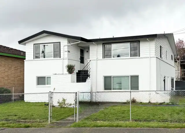 Property at 7901 Renton Ave S Unit 7901, Seattle, WA, 98118, 1 bed, 1 bath, [object Object]