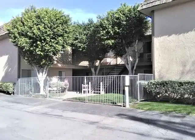 Property at 16674 Arrow Blvd Unit 01, Fontana, CA, 92335, 1 bed, 1 bath, [object Object]