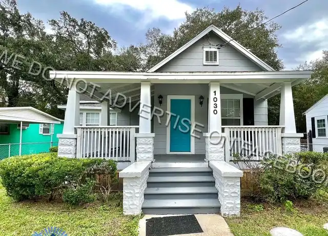 Property at 1030 E 12th St, Jacksonville, FL, 32206, 3 beds, 2 baths, [object Object]