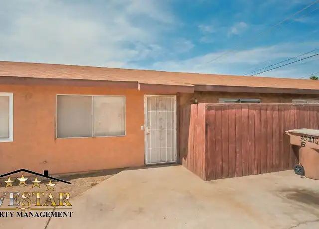 Property at 3017 Q St Unit B, Bakersfield, CA, 93301, 1 bed, 1 bath, [object Object]
