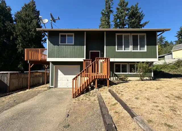 Property at 6995 E Indianwood Ct, Port Orchard, WA, 98366, 4 beds, 2 baths, [object Object]