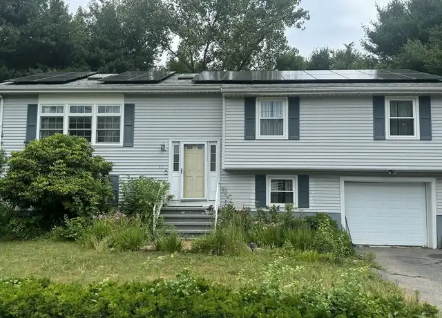 Property at 11 Lheureux Cir Unit 11, Randolph, MA, 02368, 3 beds, 2 baths, [object Object]