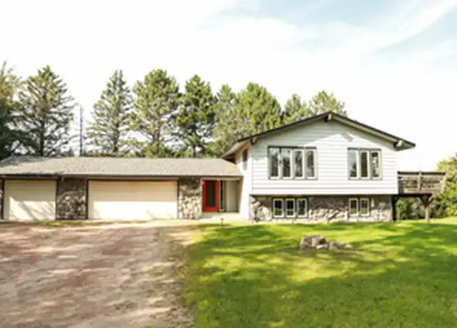 Property at 2020 County Road 90, Maple Plain, MN, 55359, 4 beds, 3 baths, [object Object]