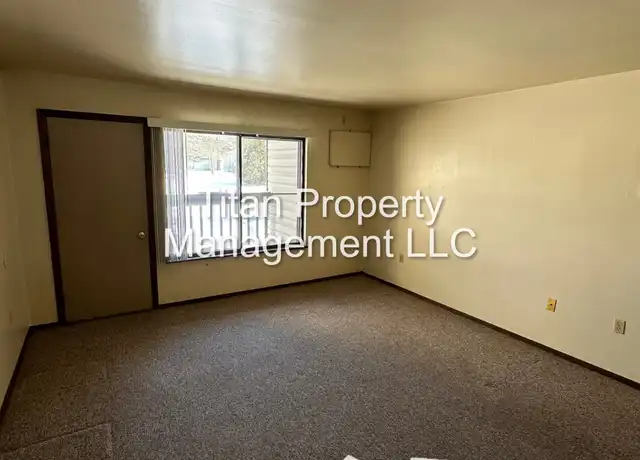 Property at 100 E Morning Glory Dr Unit 103, Clintonville, WI, 54929, 2 beds, 1 bath, [object Object]