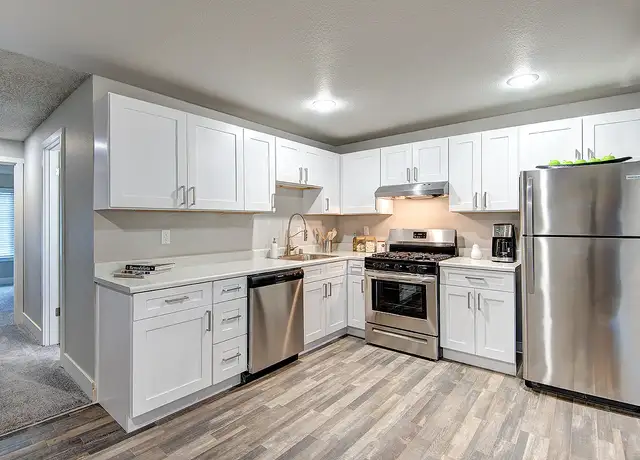 Photo of 8200 Bridgeport Way SW, Lakewood, WA 98499
