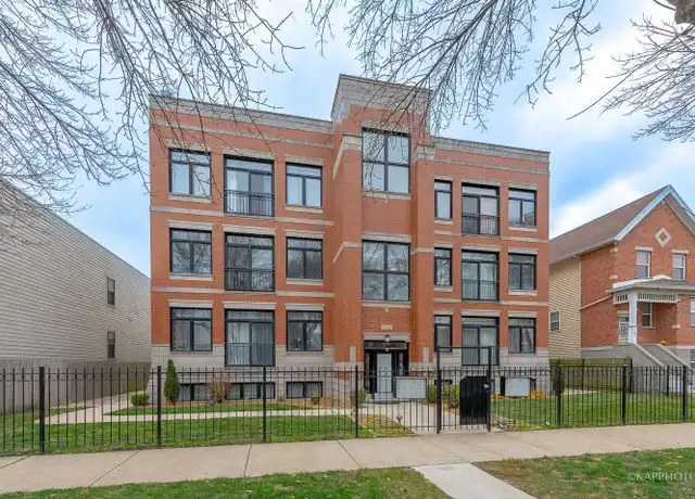 Property at 633 E Bowen Ave Unit 2E, Chicago, IL, 60653, 3 beds, 2 baths, [object Object]
