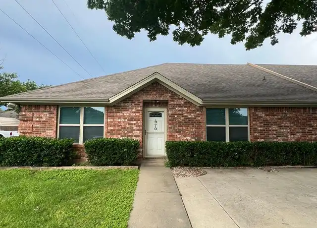 Property at 970 Austin Ct, Weatherford, TX, 76086, 3 beds, 2 baths, [object Object]