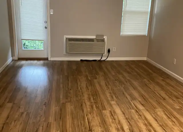 Property at 2016 Dawson St Unit STREET411, Knoxville, TN, 37920, 0 beds, 1 bath, [object Object]