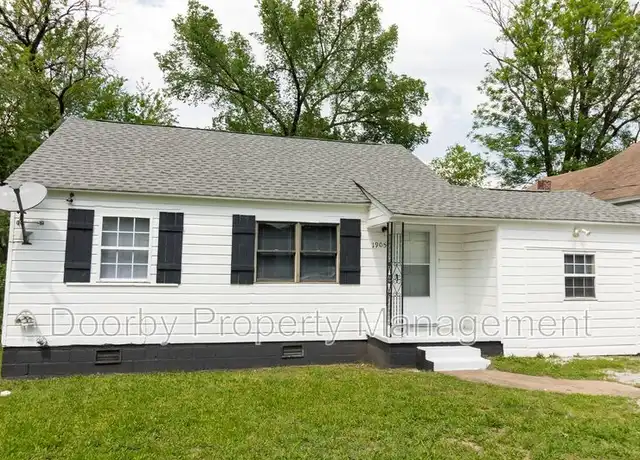 Property at 1905 E 14th St, Chattanooga, TN, 37404, 3 beds, 1 bath, [object Object]