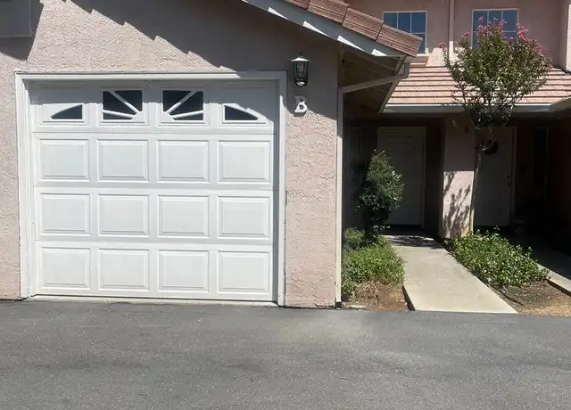 Property at 1072 Burton Dr Unit B, Redding, CA, 96003, 2 beds, 2.5 baths, [object Object]