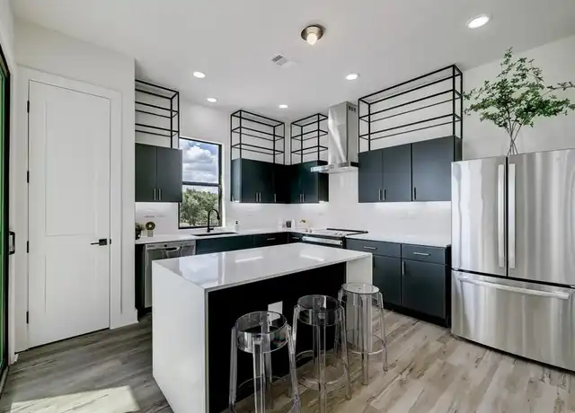 Property at 4722 Old Spanish Trl Unit C201, Houston, TX, 77021, 2 beds, 2 baths, [object Object]