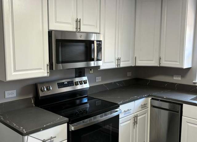 Photo of 3112 Calwagner St Unit 3112-1W, Franklin Park, IL 60131