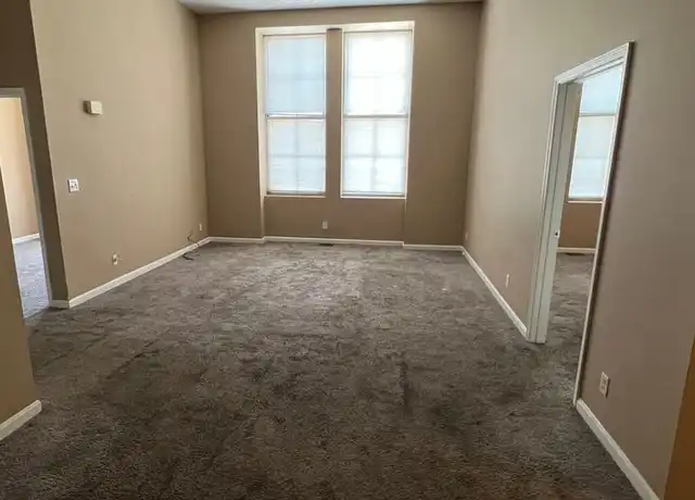Property at 1524 W Market St Unit 105, Louisville, KY, 40203, 3 beds, 1 bath, [object Object]