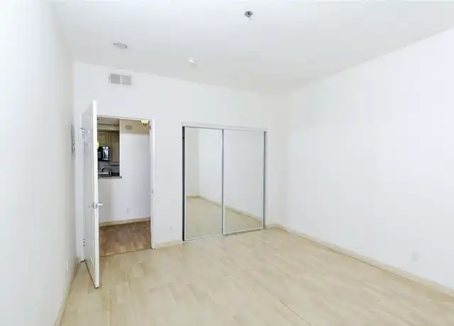 Property at 19350 Sherman Way #114, Reseda, CA, 91335, 1 bed, 1 bath, [object Object]