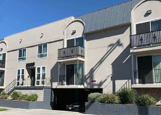 Property at 23906 Ocean Ave, Torrance, CA, 90505, 1 bed, 1 bath, [object Object]