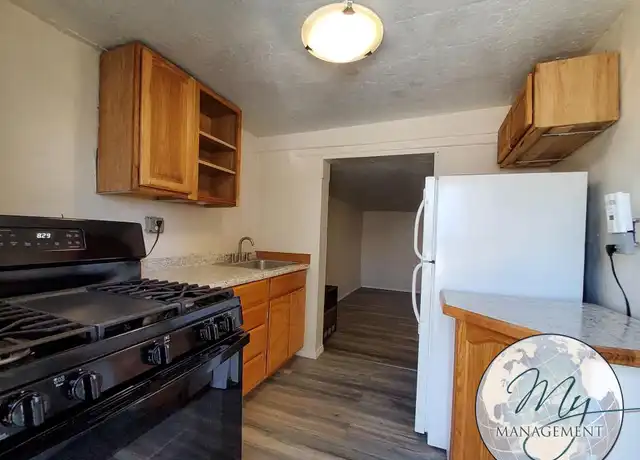 Property at 325 7th Ave S Unit 4, Buhl, ID, 83316, 1 bed, 1 bath, [object Object]