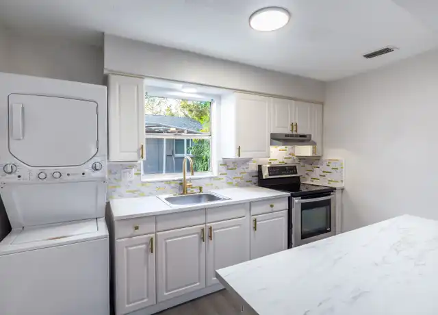 Property at 3872 7th Ave N Unit D, Saint Petersburg, FL, 33713, 2 beds, 1 bath, [object Object]