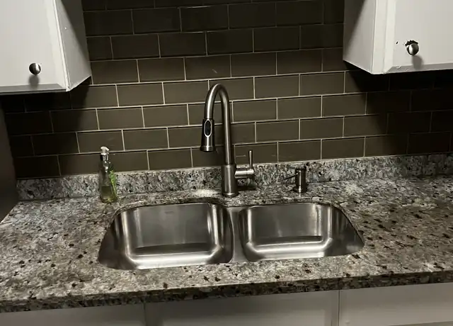 Property at 8121 Valle Dr Unit A5, Niagara Falls, NY, 14304, 2 beds, 1 bath, [object Object]