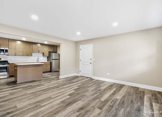 Photo of 7538 W Lawrence Ave Unit 2NE, Harwood Heights, IL 60706