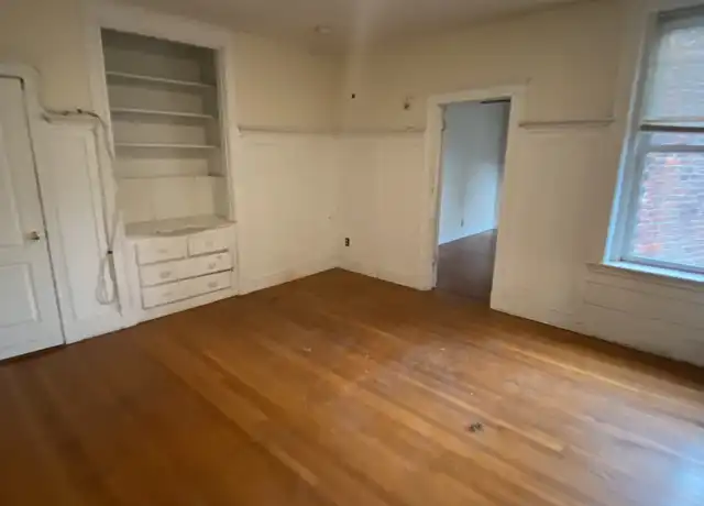 Property at 1130 Commonwealth Ave Unit 7, Boston, MA, 02134, 3 beds, 1 bath, [object Object]