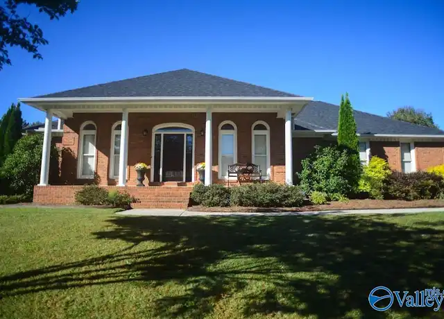 Property at 7304 Ferncliffe Dr SE, Huntsville, AL, 35802, 4 beds, 2.5 baths, [object Object]