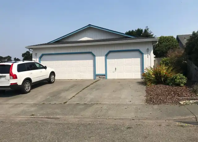 Property at 1195 Marius St Unit B, McKinleyville, CA, 95519, 2 beds, 1 bath, [object Object]