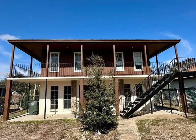 Property at 802 Mile 1 South Rd Unit 2, Mission, TX, 78572, 3 beds, 1 bath, [object Object]