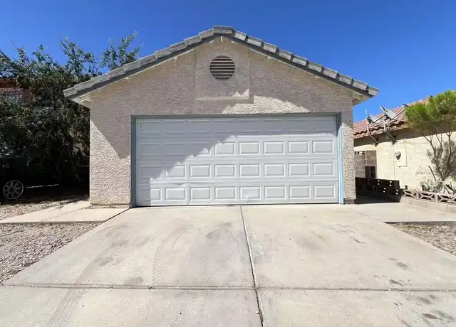 Property at 7916 Copper Canyon Rd, Las Vegas, NV, 89128, 3 beds, 2.5 baths, [object Object]