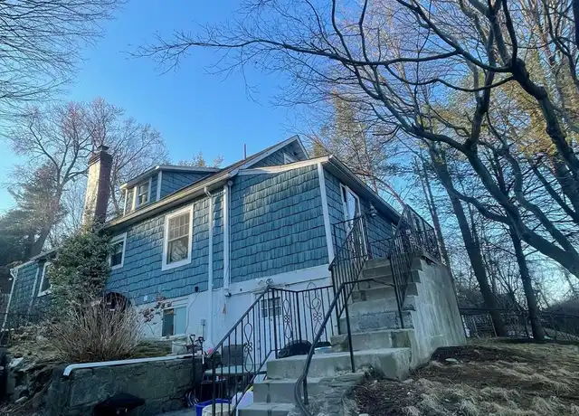 Property at 872 Commerce St Unit Main Floor, Thornwood, NY, 10594, 2 beds, 1.5 baths, [object Object]